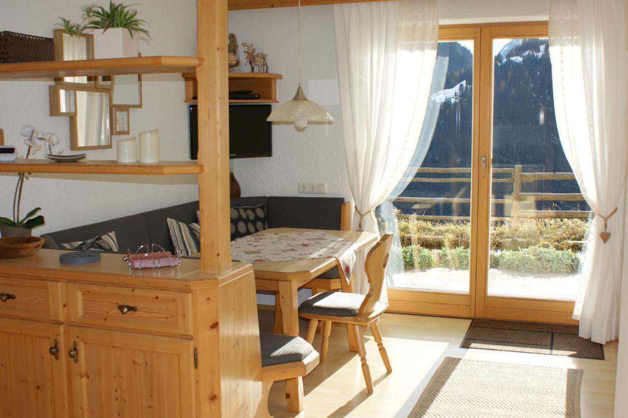Haus Am Stein Appartement Finkenberg Buitenkant foto