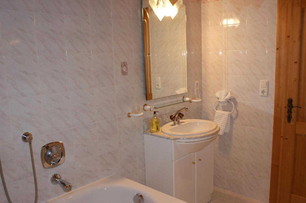 Haus Am Stein Appartement Finkenberg Buitenkant foto